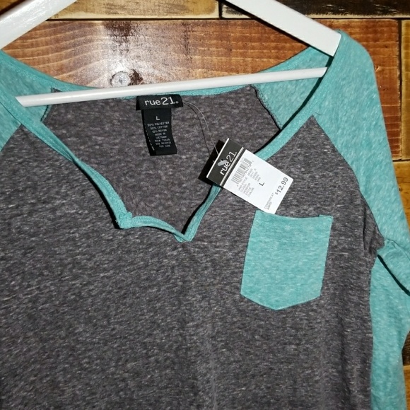 NWT Rue21 Turquoise Baseball Tee - Picture 2 of 4